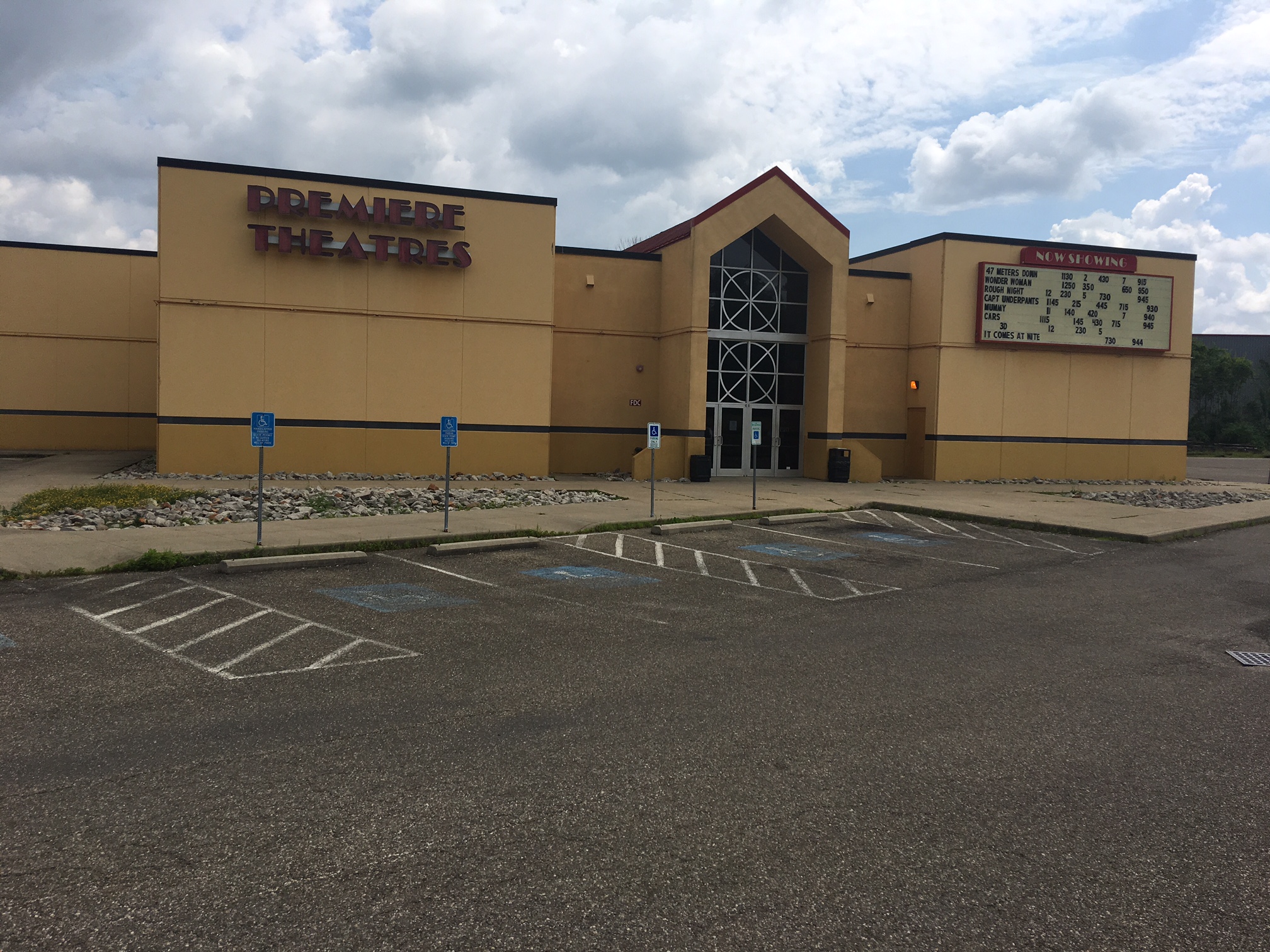 Premier Theater Cambridge Ohio Guernsey County