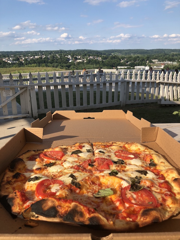 brick oven pizza at Georgetown Tavern on the Hill