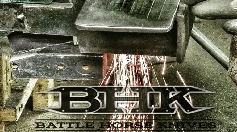 Battle Horse Knives 2 768x427